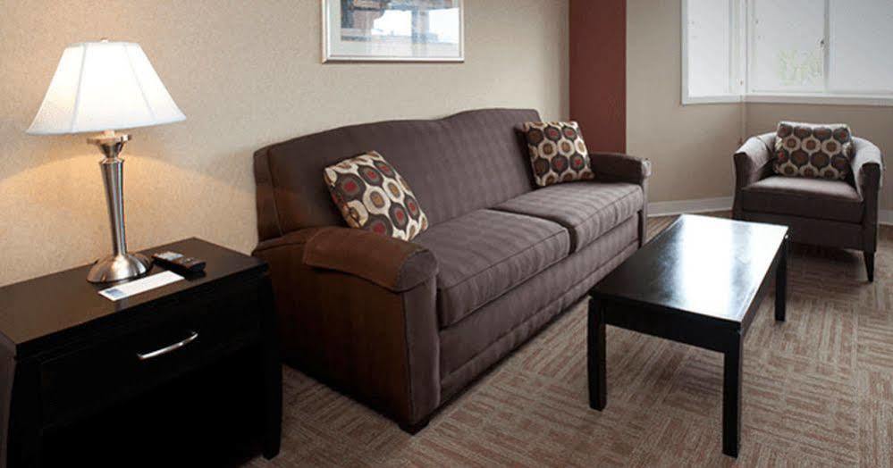 Findlay Inn And Conference Center 외부 사진